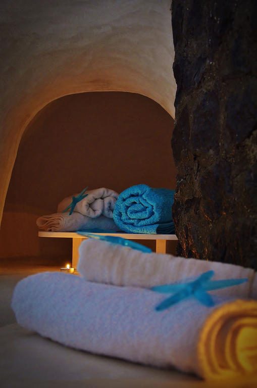 Fira White Residence Fira (Santorini) Quarto foto