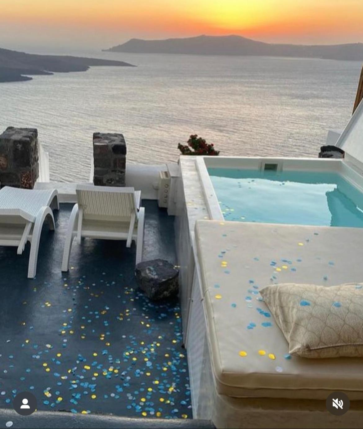 Fira White Residence Fira (Santorini) Exterior foto