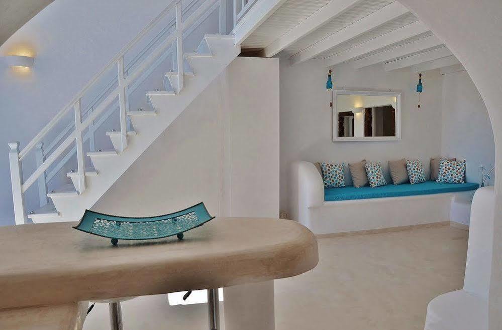 Fira White Residence Fira (Santorini) Exterior foto